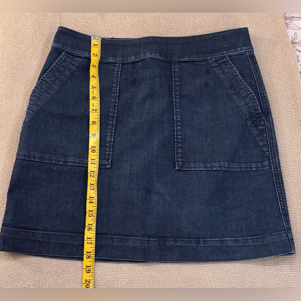 LOFT Dark Blue Mini Skirt - Picture 3 of 7